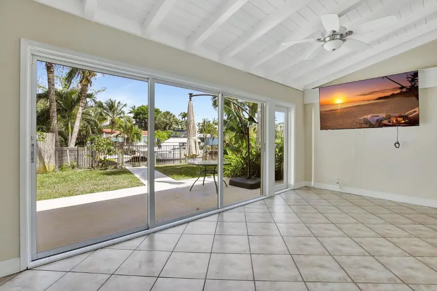 1733 SW 5th Court, Fort Lauderdale, FL 33312 - Image #3