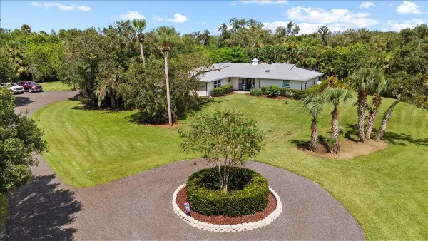 10300 Muller Road, Fort Pierce, FL 34945