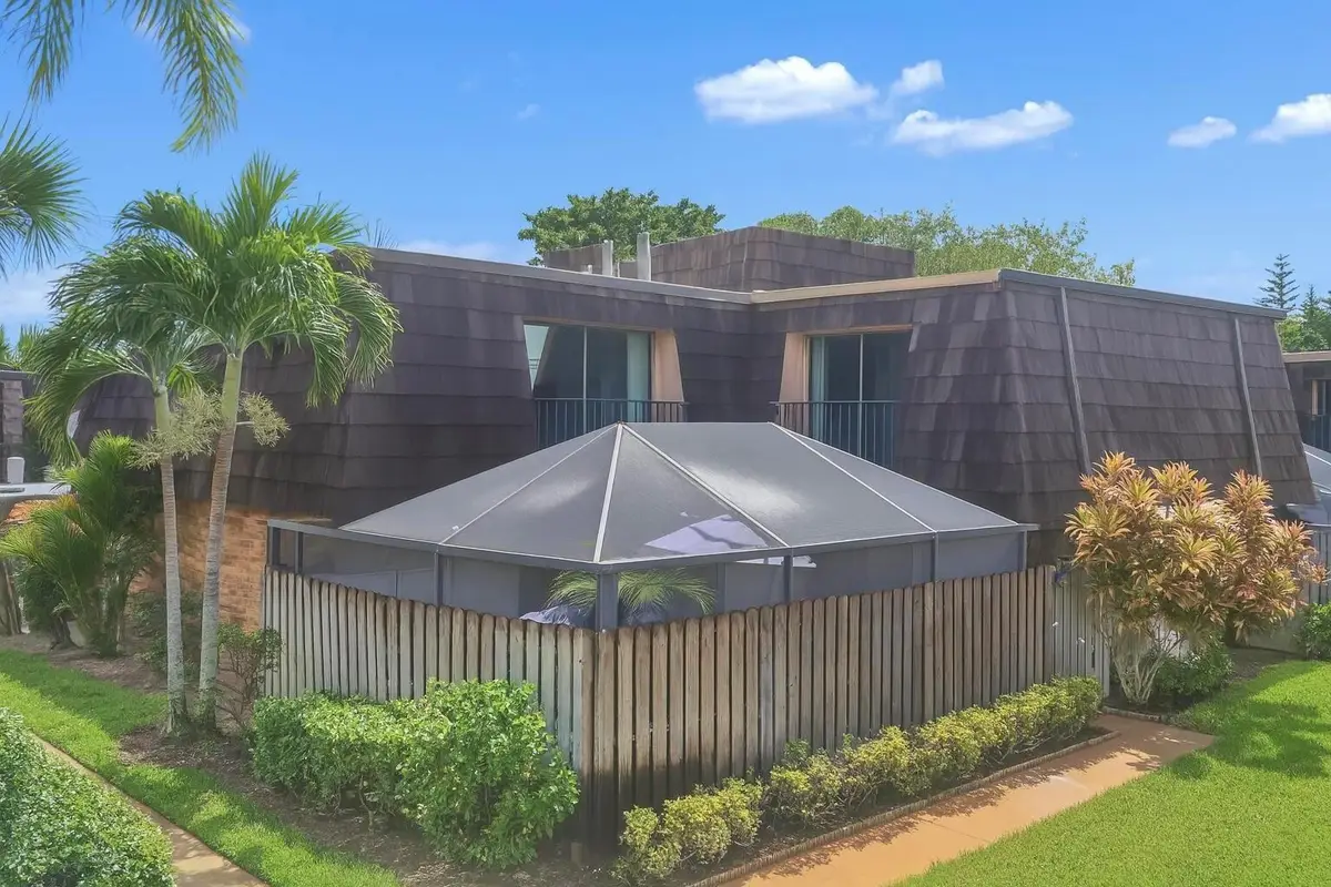 465 E Waverly Place #8b, Vero Beach, FL 32960 - Image #1