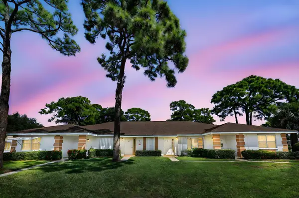 1222 S Lakes End Drive #C, Fort Pierce, FL 34982