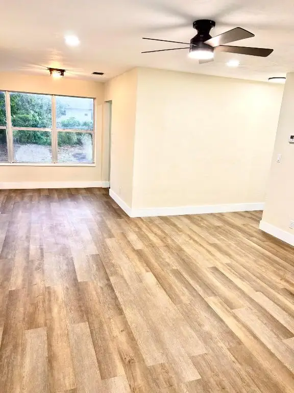 1210 W 26th Court, Riviera Beach, FL 33404 - Image #3