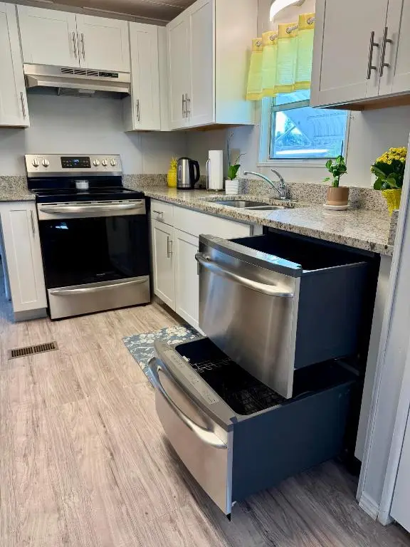 176 W Caribbean, Port Saint Lucie, FL 34952 - #2