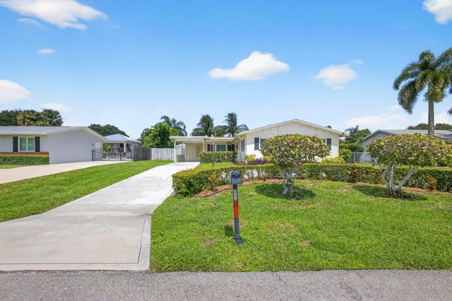 4359 Gardenia Drive, Palm Beach Gardens, FL 33410 - Image #2