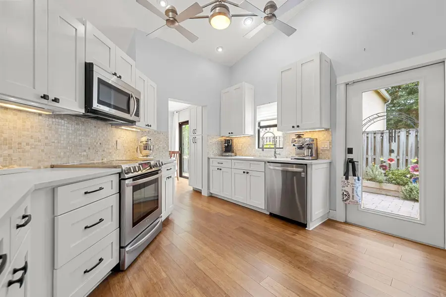 1712 Shoreside Circle, Wellington, FL 33414 - Image #2