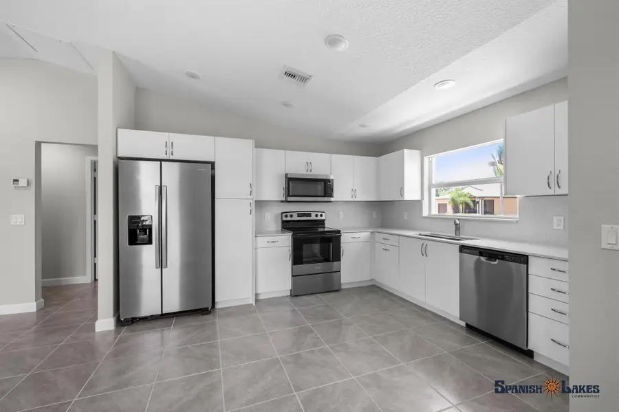 10 Nuestra Calle Lane, Port Saint Lucie, FL 34952 - Image #3