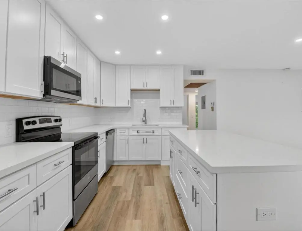 125 Brighton C, Boca Raton, FL 33434 - Image #1