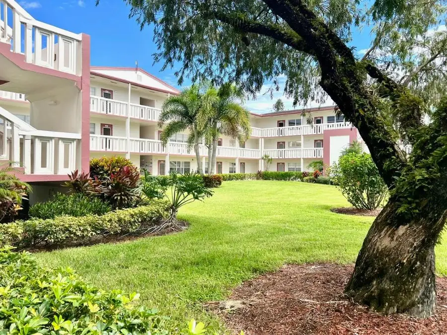 144 Fanshaw D, Boca Raton, FL 33434 - Image #2