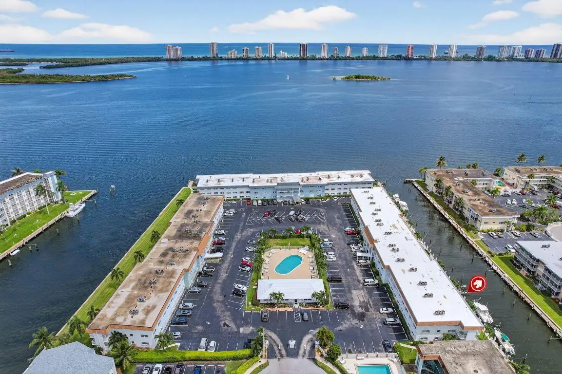 110 Shore Court #1140, North Palm Beach, FL 33408 - Image #1