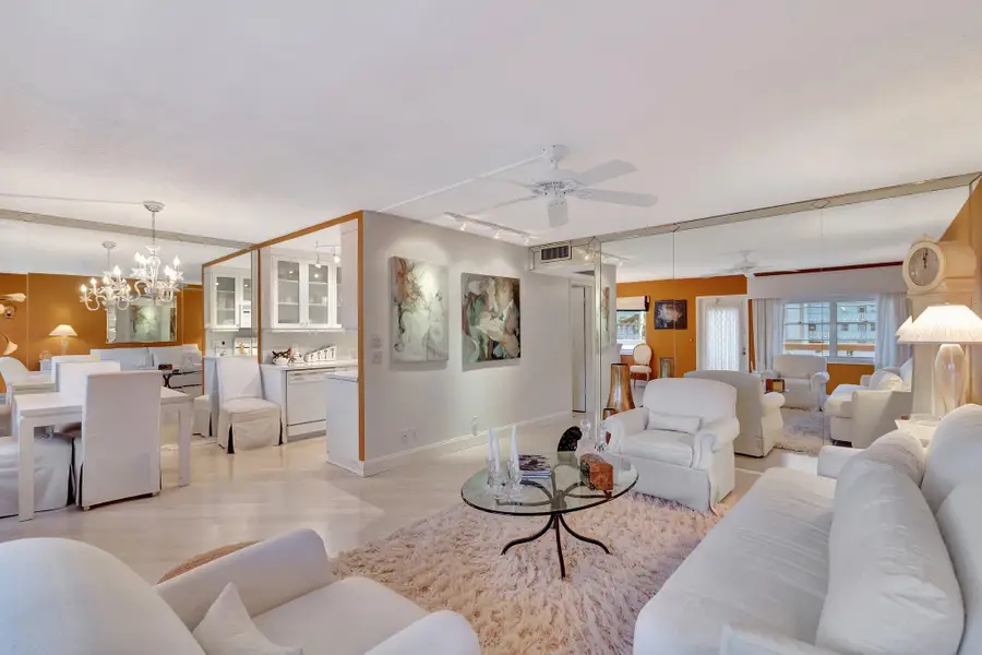 2026 Cornwall B, Boca Raton, FL 33434 - Image #2