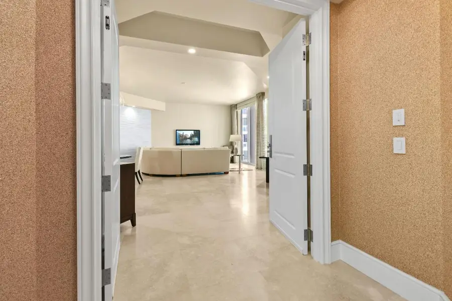 4600 N Ocean Drive #406, Singer Island, FL 33404 - Image #2