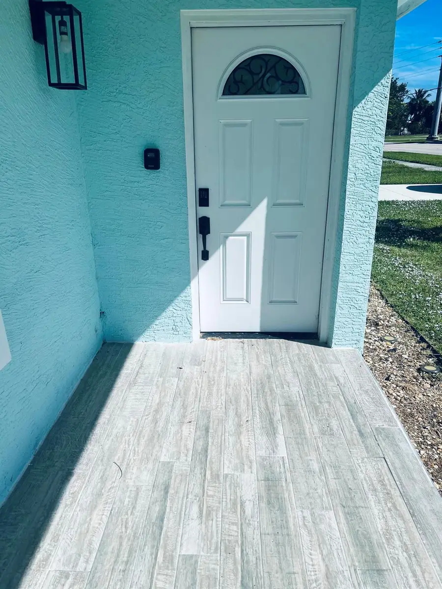 1400 Binney Drive #A & B, Fort Pierce, FL 34949 - Image #2