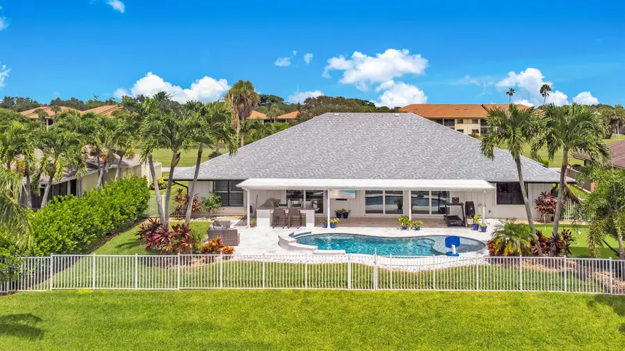 7104 SE Bunker Hill Drive, Hobe Sound, FL 33455 - Image #2