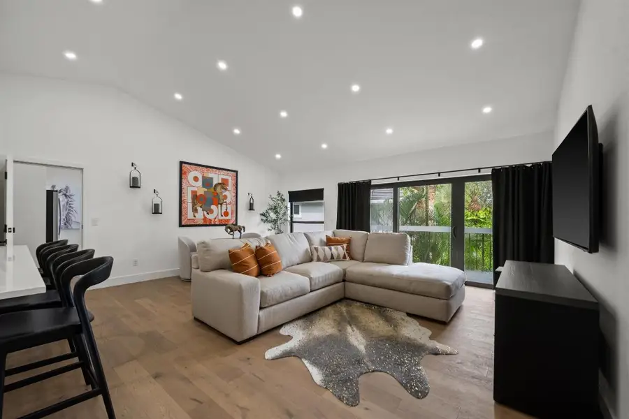 11863 Wimbledon Circle #512, Wellington, FL 33414 - Image #2