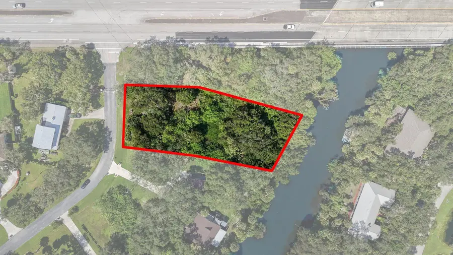2460 Sweetwater Drive, Fort Pierce, FL 34981 - Image #2