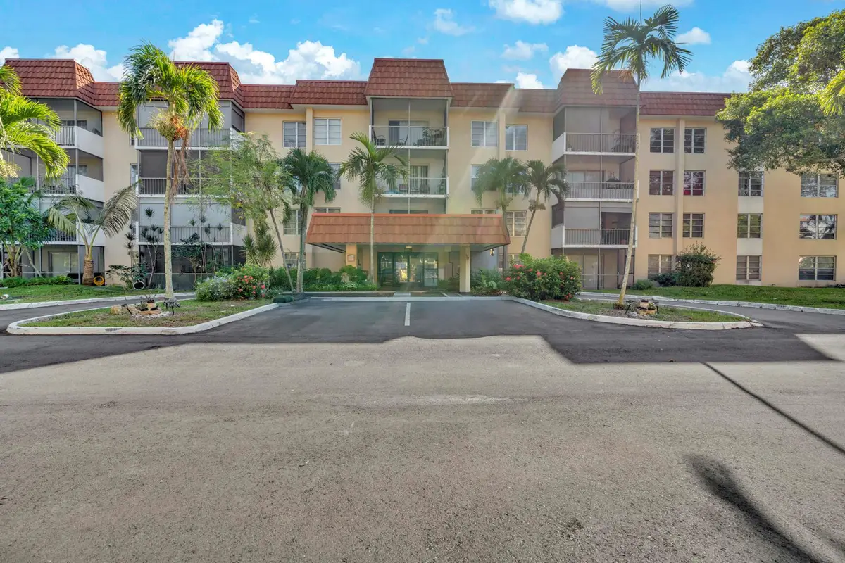 4166 Inverrary Drive #304, Lauderhill, FL 33319 - Image #1