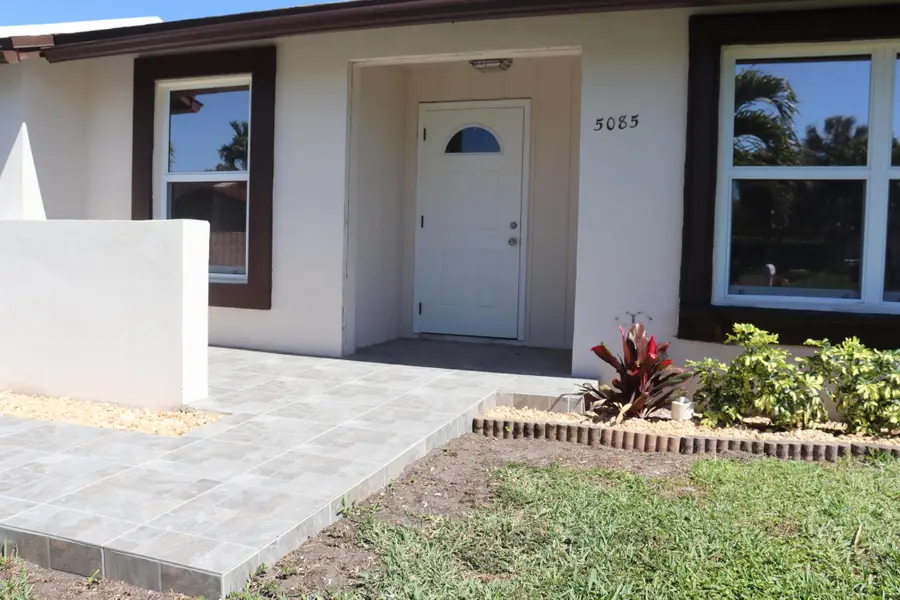 5085 Bottlebrush Street, Delray Beach, FL 33484 - Image #2