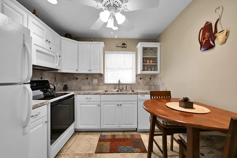 4796 Cresthaven Boulevard #B, West Palm Beach, FL 33415 - Image #3