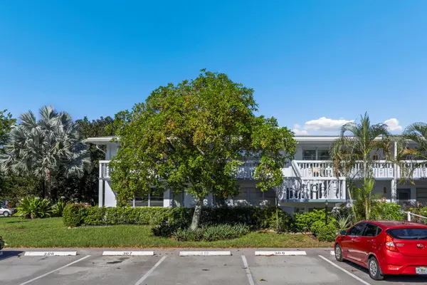 315 Tilford #O, Deerfield Beach, FL 33442