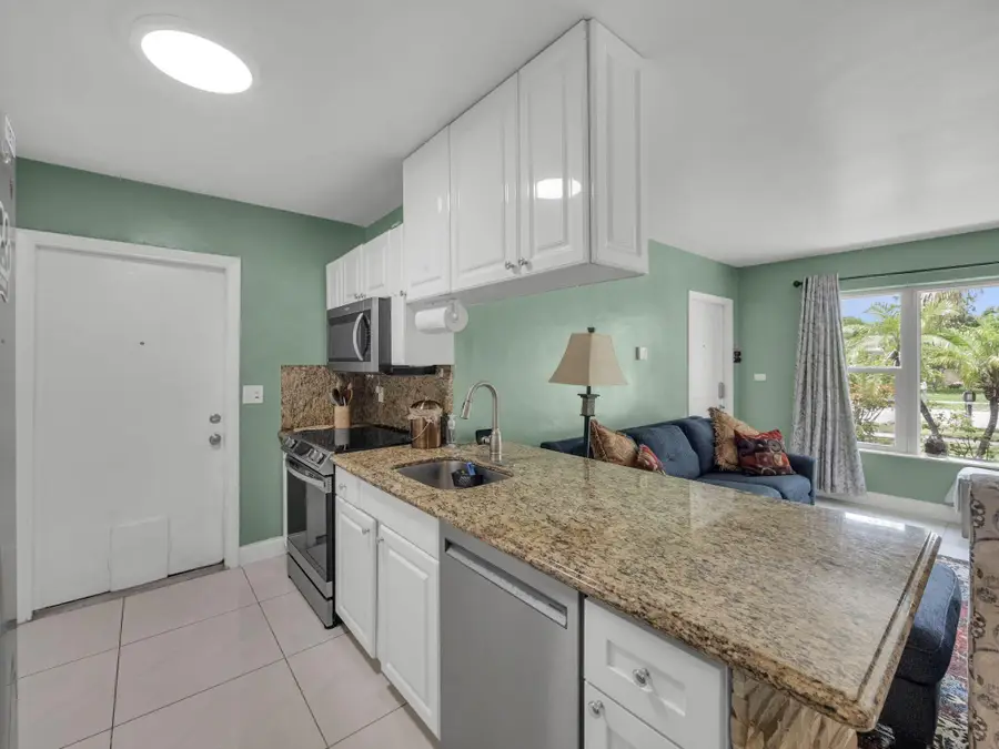 294 NE 45 Court, Deerfield Beach, FL 33064 - Image #2