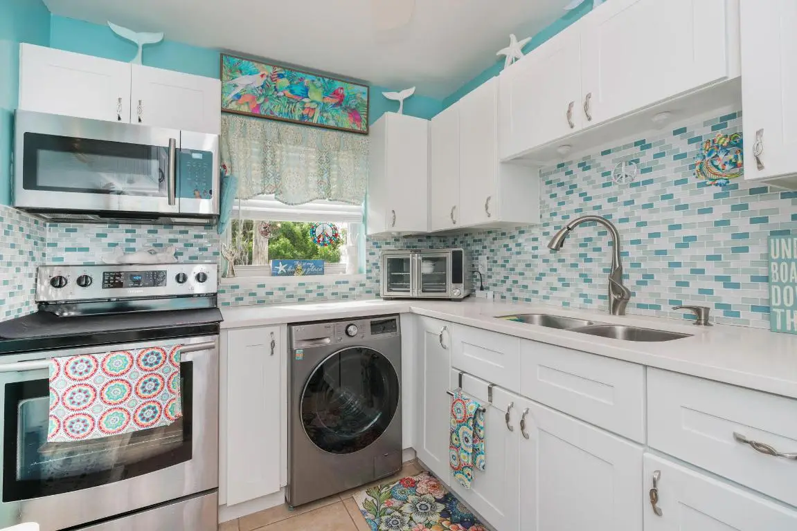 229 N K Street #204, Lake Worth Beach, FL 33460 - Image #1