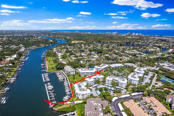 411 Bay Colony Drive N #& Slip 32, Juno Beach, FL 33408