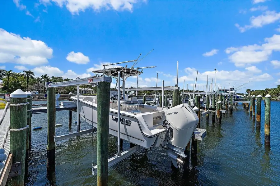 411 Bay Colony Drive N #& Slip 32, Juno Beach, FL 33408 - Image #3