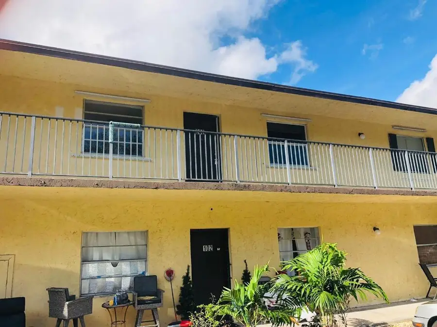 1740 2nd Avenue #202, Lake Worth Beach, FL 33460 - Image #2