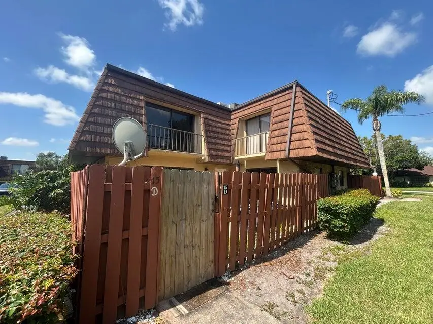 1402 Nebraska Avenue #15d, Fort Pierce, FL 34950 - Image #1