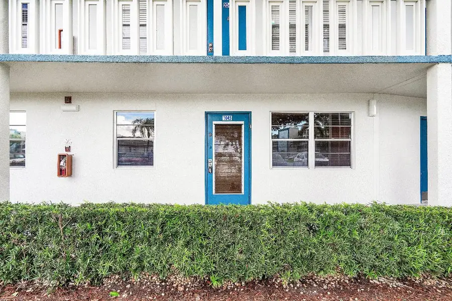 1045 Lincoln C, Boca Raton, FL 33434 - Image #3