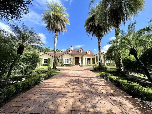 2057 Appaloosa Trail, Wellington, FL 33414