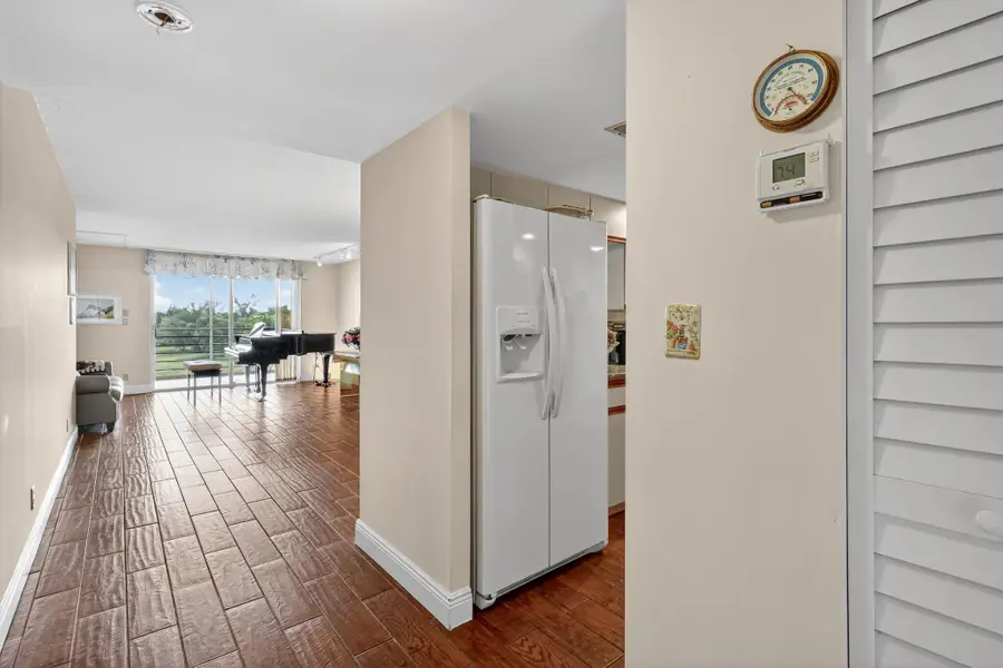5340 NW 2nd Avenue #421, Boca Raton, FL 33487 - Image #2