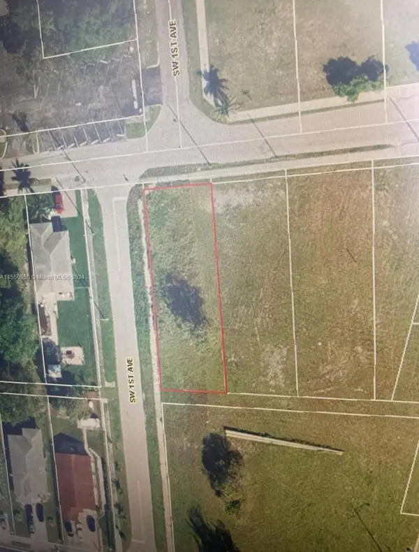 84 SW 1 Court, Deerfield Beach, FL 33441