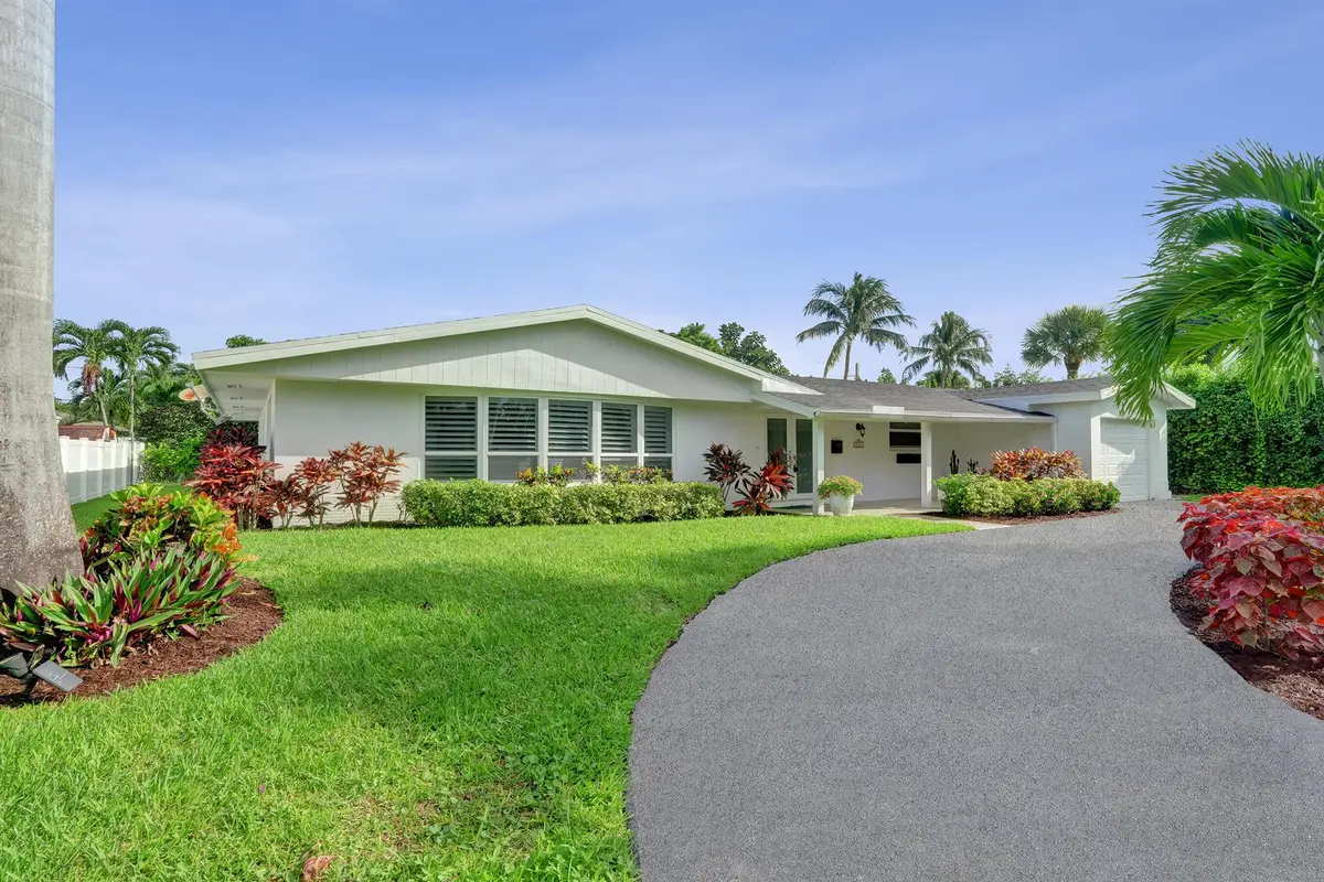 811 W Royal Palm Road, Boca Raton, FL 33486 - Image #1