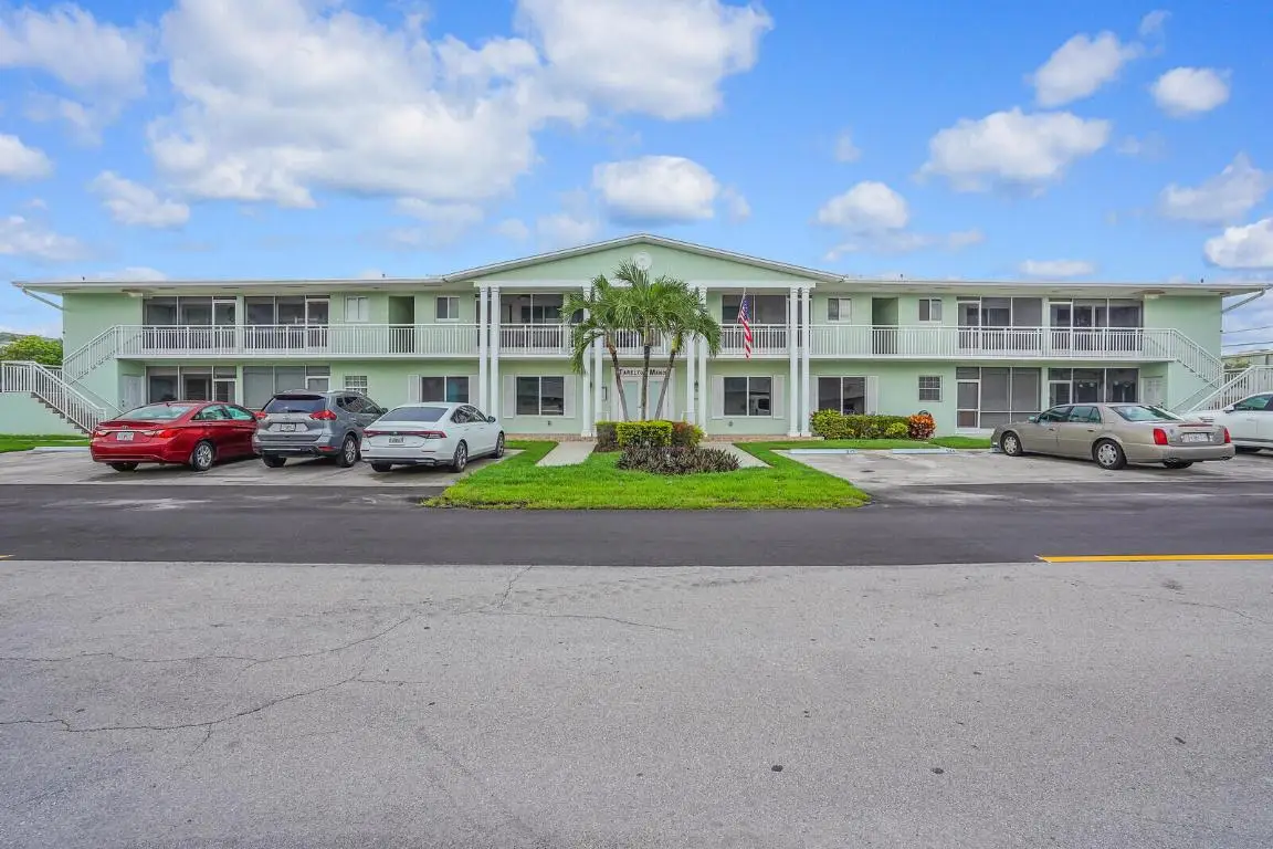 2100 NE 38th Street #111, Lighthouse Point, FL 33064 - Image #1