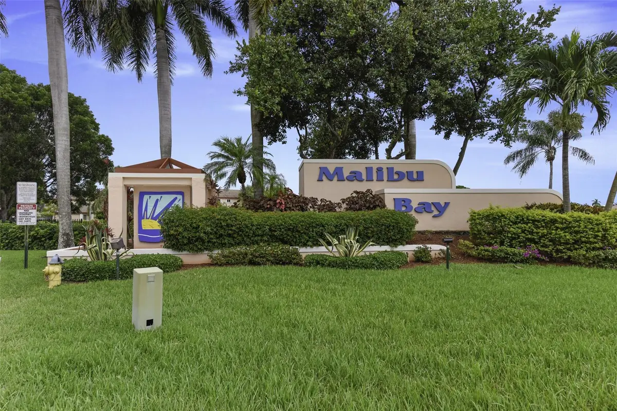 881 NW 208th Drive, Pembroke Pines, FL 33029 - Image #1