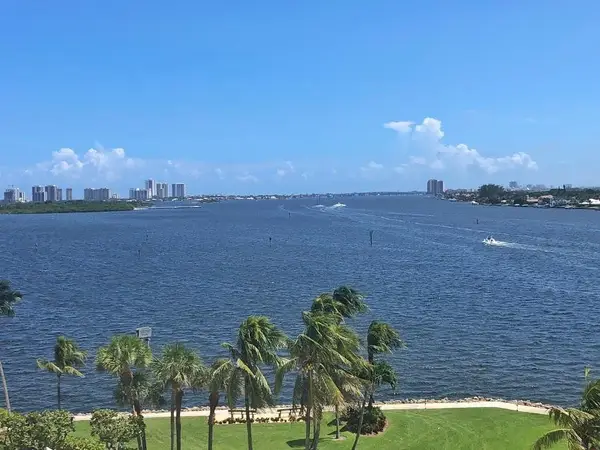 115 Lakeshore Drive #746, North Palm Beach, FL 33408
