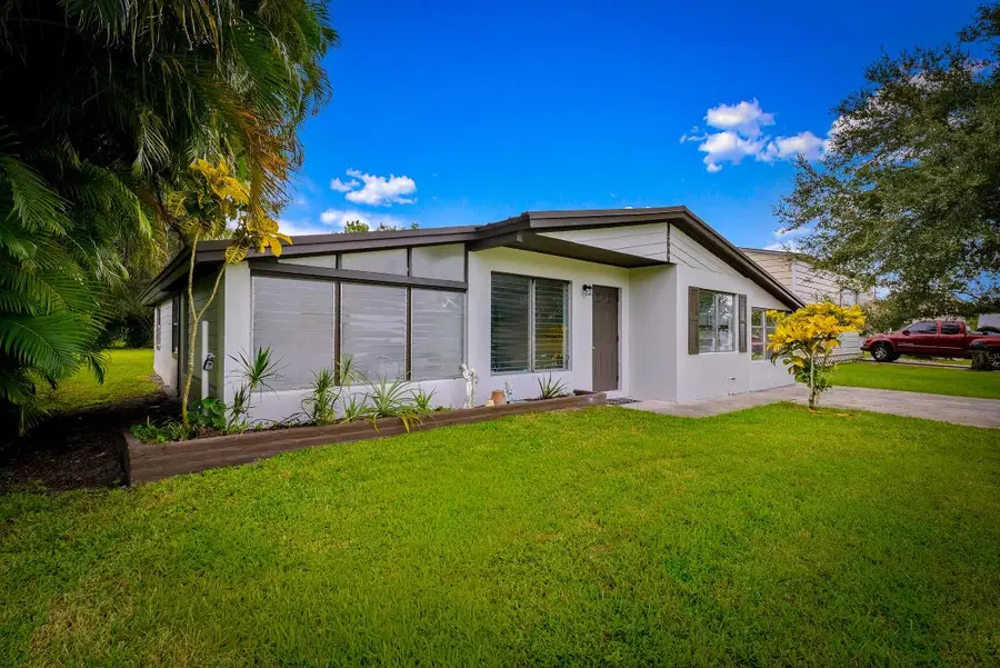 2904 SE Bamboo Street, Stuart, FL 34997 - Image #3