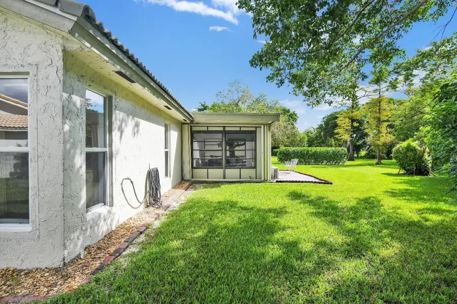 7962 Cloverfield Circle, Boca Raton, FL 33433 - Image #3