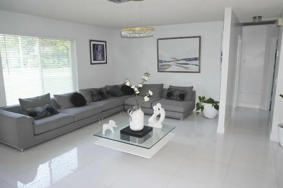 12102 Branding Iron Court, Wellington, FL 33414 - Image #2