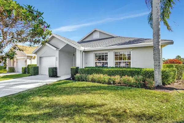 293 Moccasin Trail W, Jupiter, FL 33458