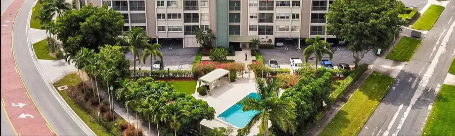 505 Spencer Drive #406, West Palm Beach, FL 33409 - Image #2