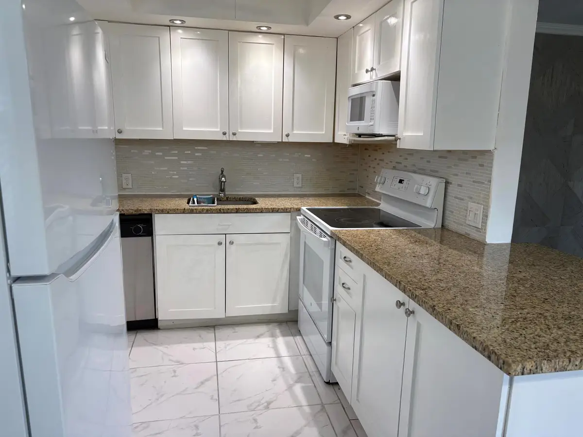 169 Dorset E #169 E, Boca Raton, FL 33434 - Image #1