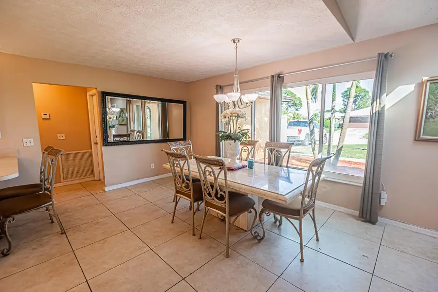 450 SW Eyerly Avenue, Port Saint Lucie, FL 34983 - Image #2