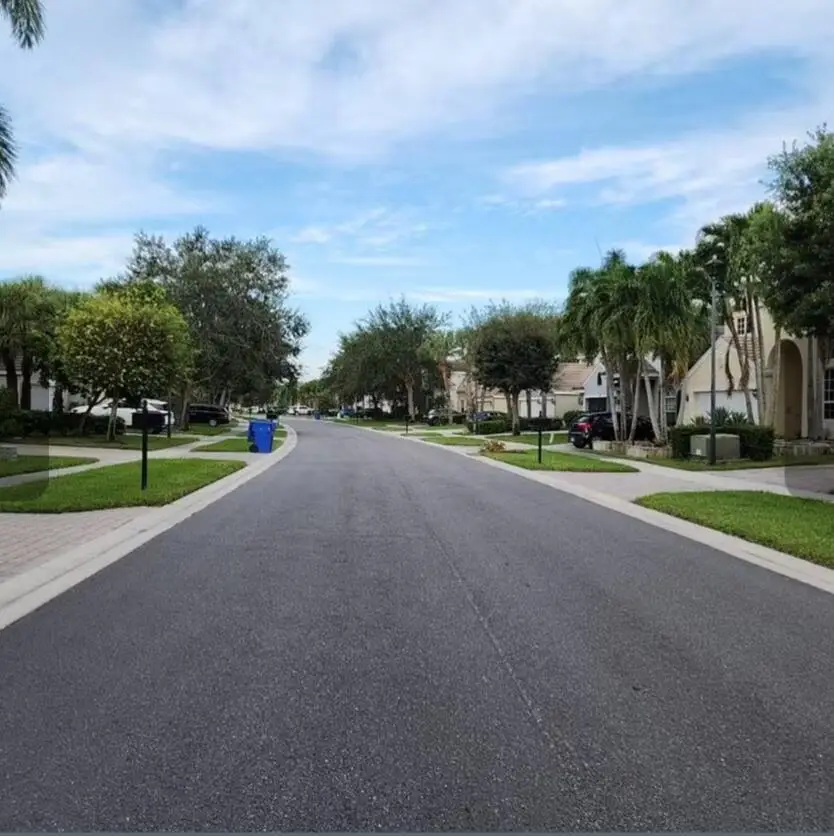 305 Berenger Walk, Royal Palm Beach, FL 33414 - Image #3