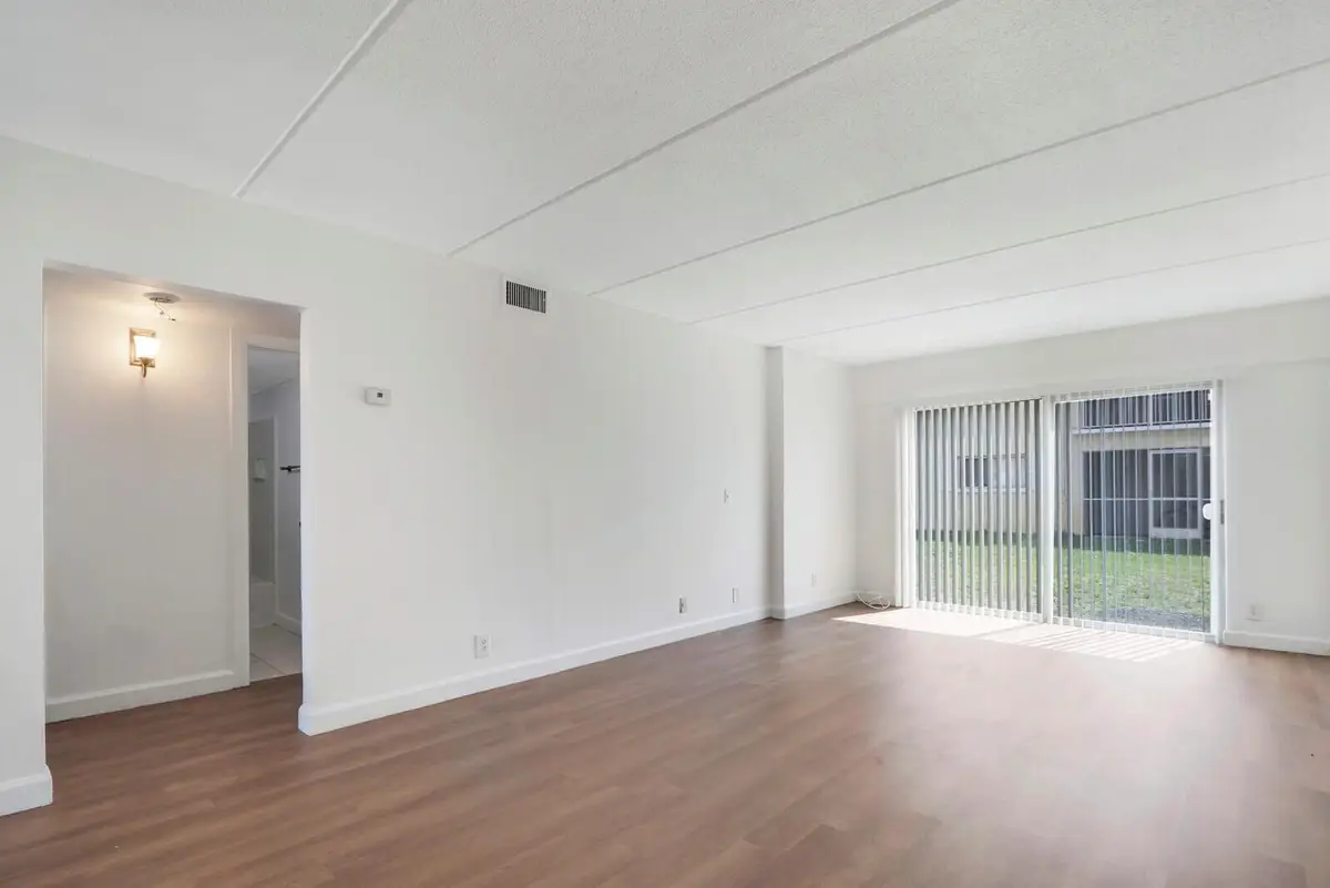 1501 Crescent Circle #B10, Lake Park, FL 33403 - #1