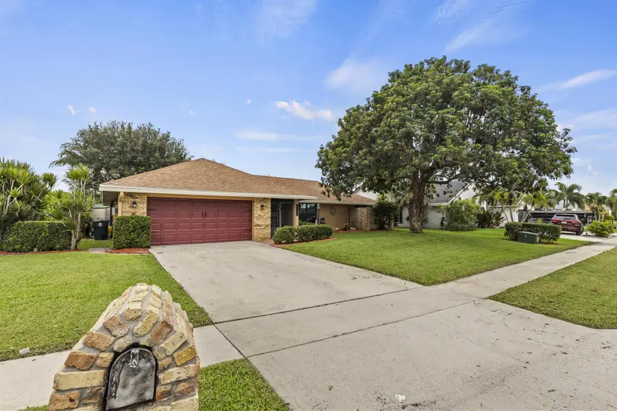 8272 Blue Cypress Drive, Lake Worth, FL 33467 - Image #2