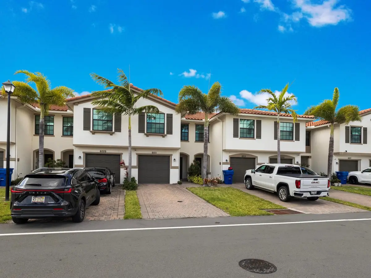 6011 Woods Edge Circle, Palm Beach Gardens, FL 33410 - Image #1