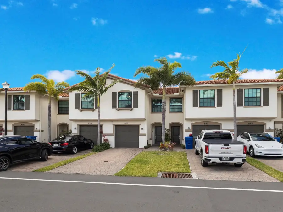 6011 Woods Edge Circle, Palm Beach Gardens, FL 33410 - Image #3