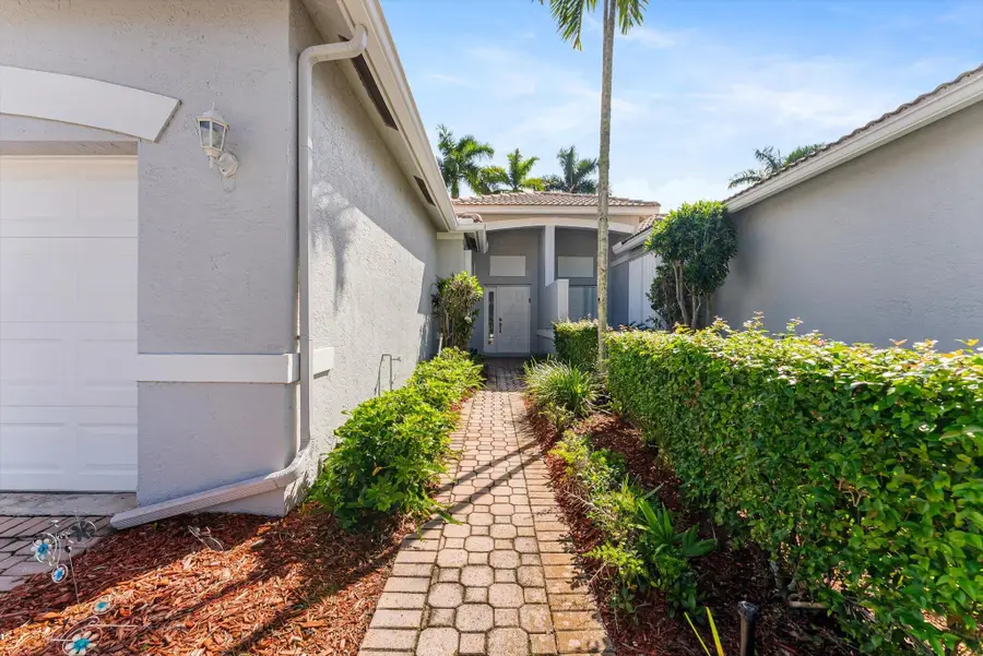 10788 Royal Caribbean Circle, Boynton Beach, FL 33437 - Image #2