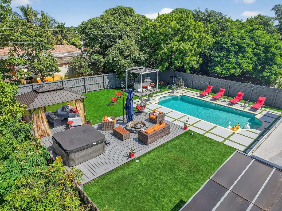 449 SW 4th Avenue, Boynton Beach, FL 33435 - #1